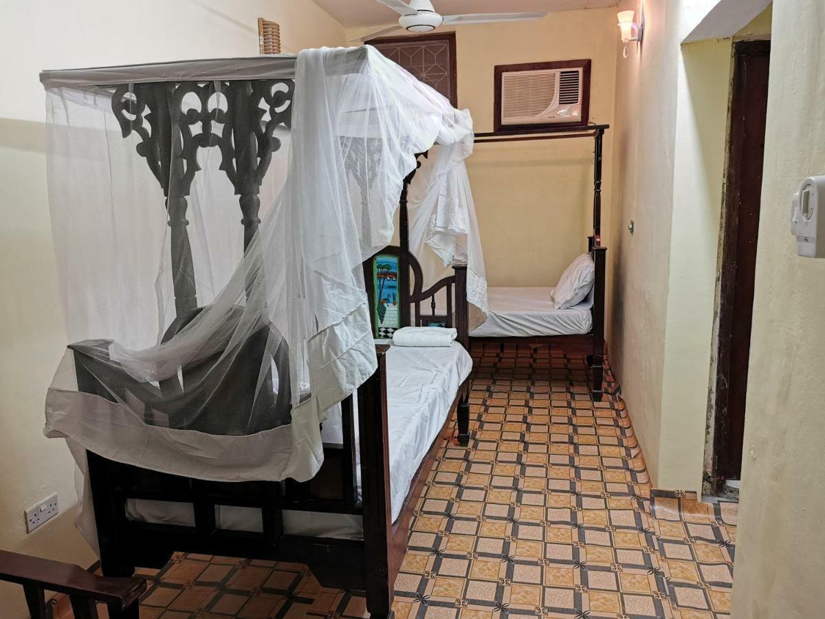 Crown Hotel Zanzibar Exterior photo